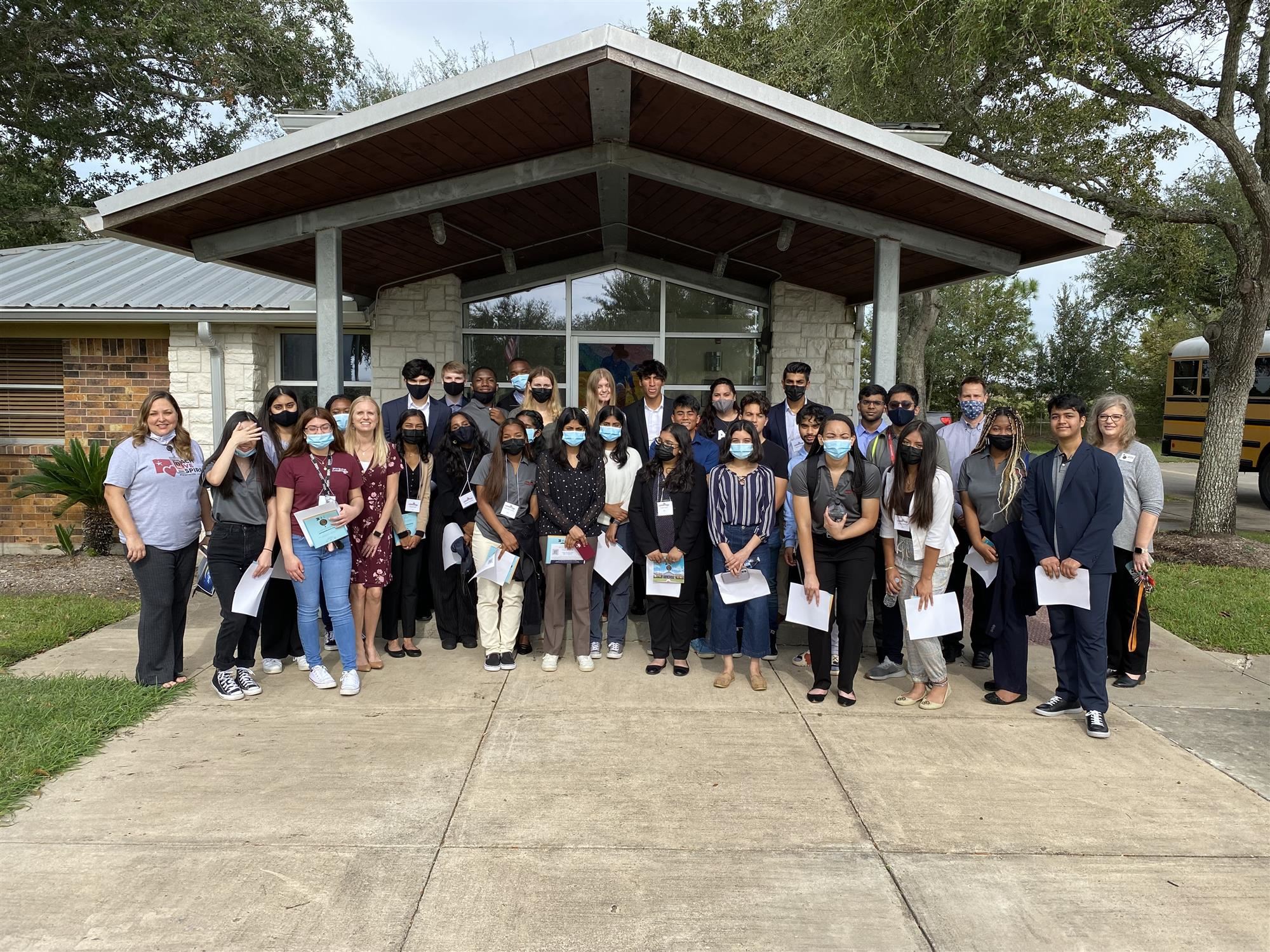 Student Leadership 102 visiting Parks Youth Ranch poses for a picture