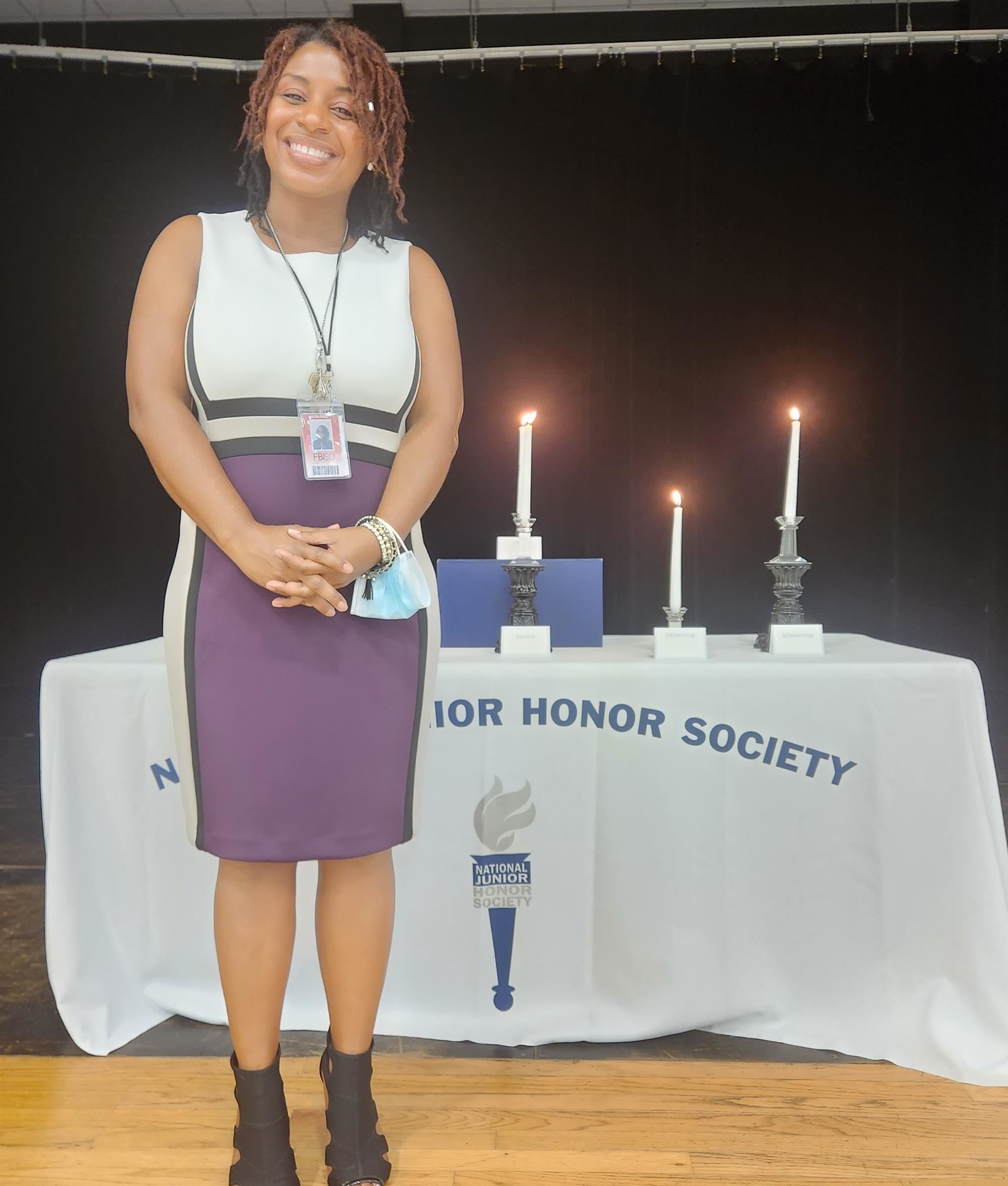 Bell, Hilda / About Me